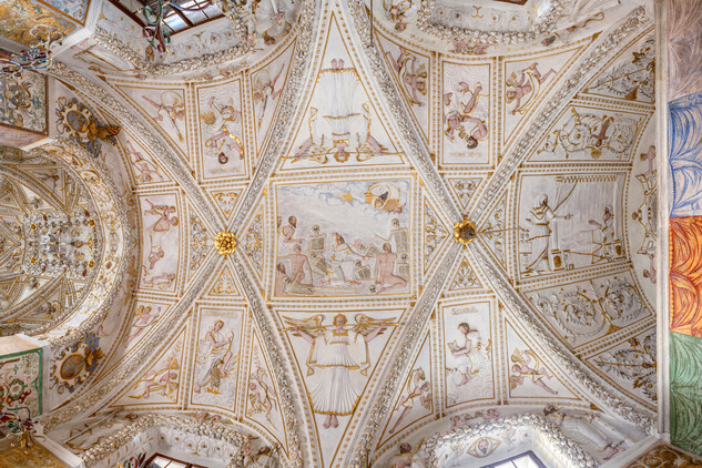 Dekorativní štuková výzdoba stropu kaple Všech svatých, státní zámek Telč